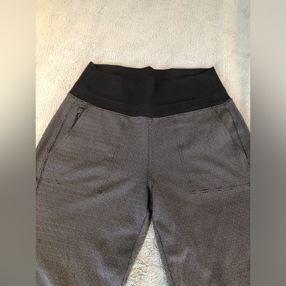 Athleta HIGH RISE JOGGER - Picture 4 of 8